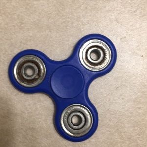Fidget spinet